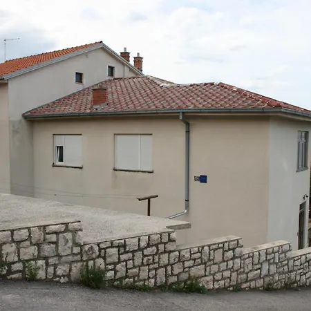 Apartmán With A Parking Space - 5525