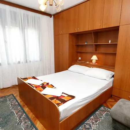 With A Parking Space - 5525 Apartament Novi Vinodolski